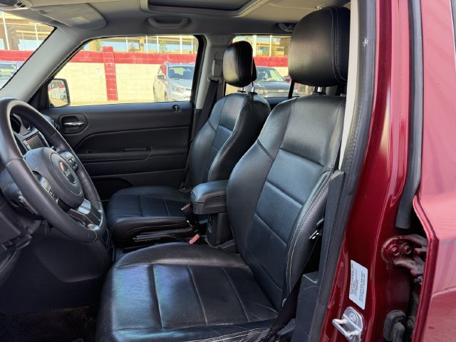 Used 2015 Jeep Patriot High Altitude FWD image 20