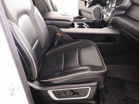 Used 2024 RAM 1500 Laramie image 14