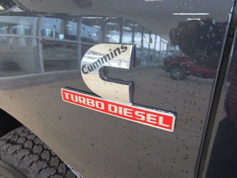 New 2026 RAM 3500 Tradesman AWD/4WD image 17