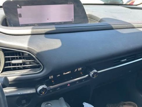 Used 2023 MAZDA CX-30 AWD 2.5 S w/ Preferred Package image 4