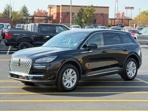 Used 2024 Lincoln Corsair AWD image 7