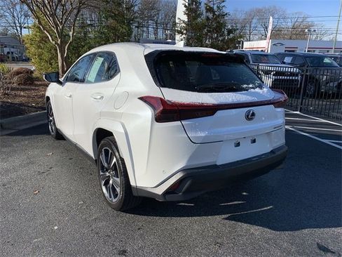 Used 2025 Lexus UX 300h 300h image 6