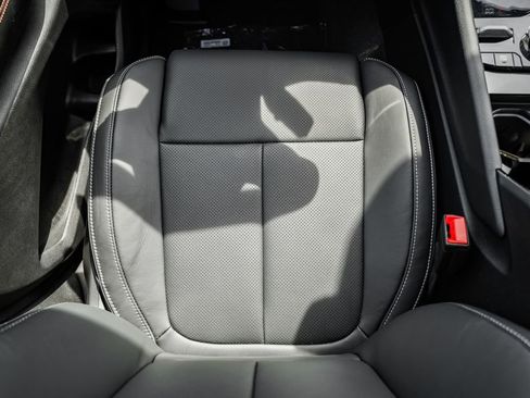 New 2025 Jeep Grand Cherokee Overland w/ Adv Protech Group III image 31