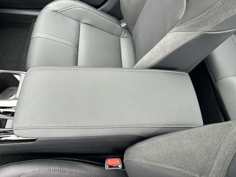New 2026 Toyota Camry XLE AWD/4WD image 29