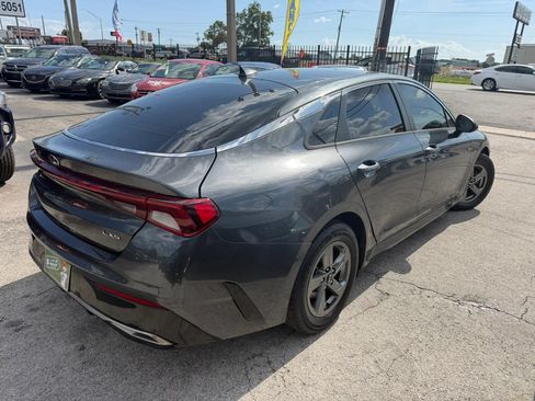 Used 2021 Kia K5 LXS FWD image 4