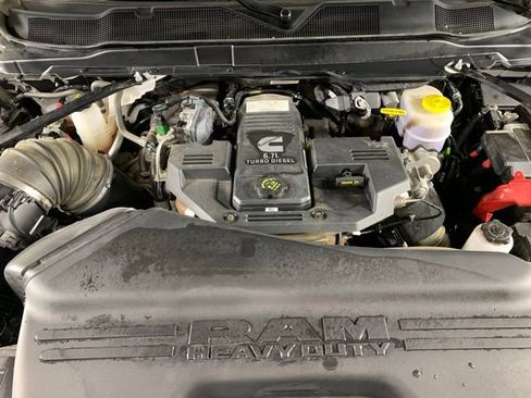 Used 2022 RAM 3500 Limited image 30