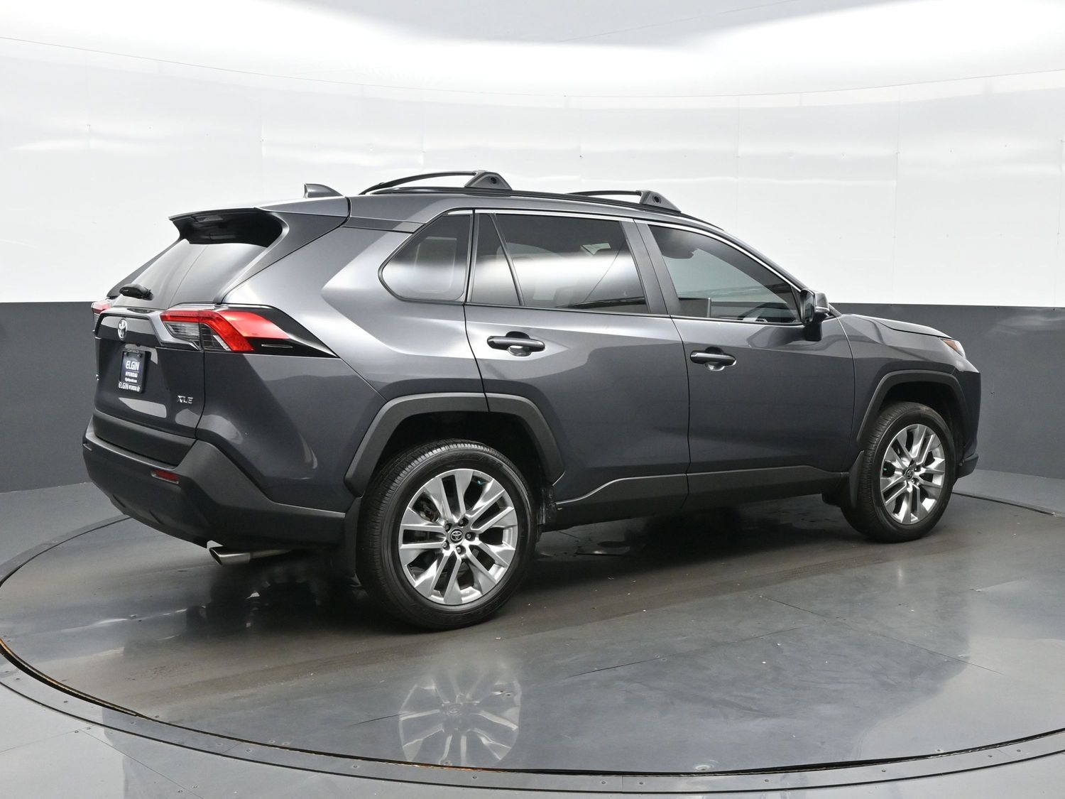 Used 2025 Toyota RAV4 XLE Premium w/ Weather Package FWD image 6
