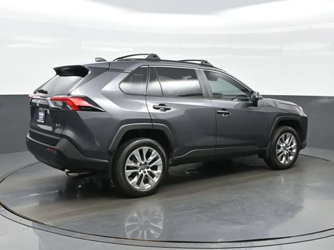 Used 2025 Toyota RAV4 XLE Premium w/ Weather Package FWD image 6