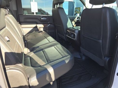 Used 2023 GMC Sierra 2500 Denali w/ Denali Ultimate Package image 5