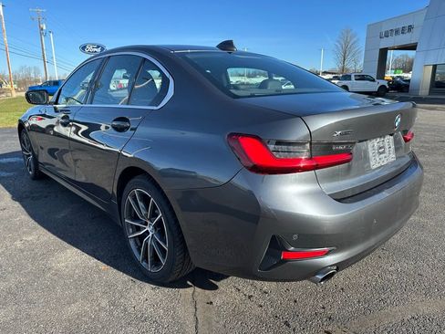 Used 2019 BMW 330i xDrive Sedan w/ Convenience Package image 3