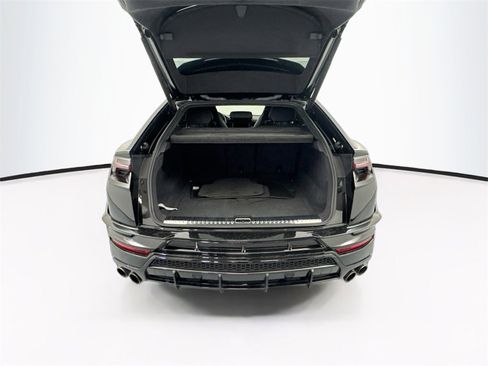 Used 2023 Lamborghini Urus S image 29