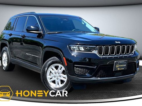 Used 2022 Jeep Grand Cherokee Laredo w/ Luxury Tech Group I image 1