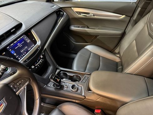 Certified 2023 Cadillac XT6 Luxury image 34