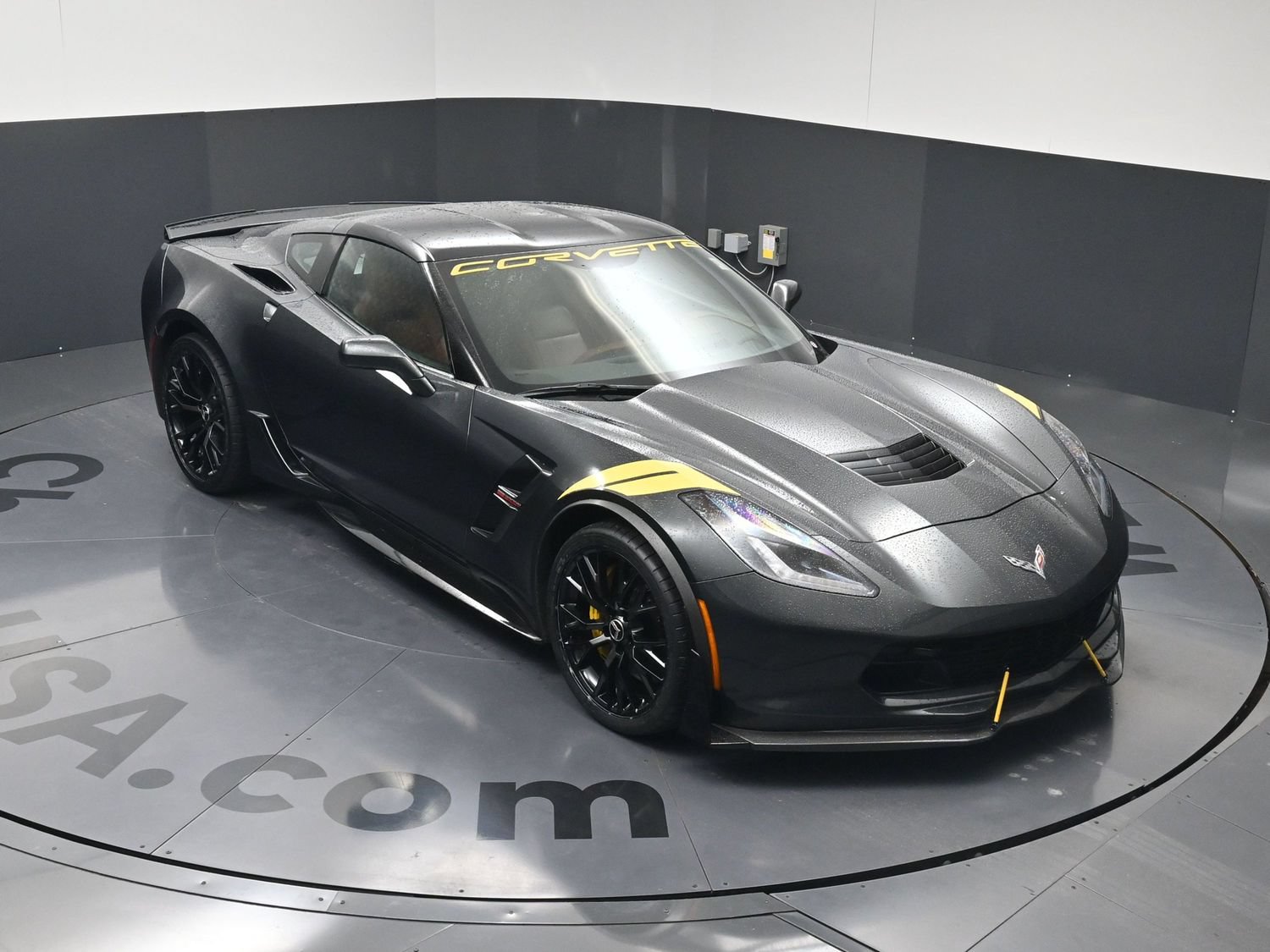 Used 2018 Chevrolet Corvette Grand Sport RWD image 32