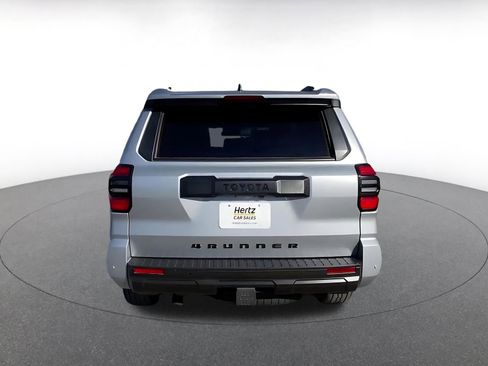 Used 2025 Toyota 4Runner SR5 image 12