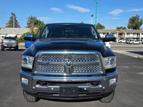 Used 2018 RAM 2500 Laramie image 2