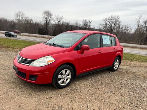 Used 2009 Nissan Versa SL w/ Convenience Pkg image 17