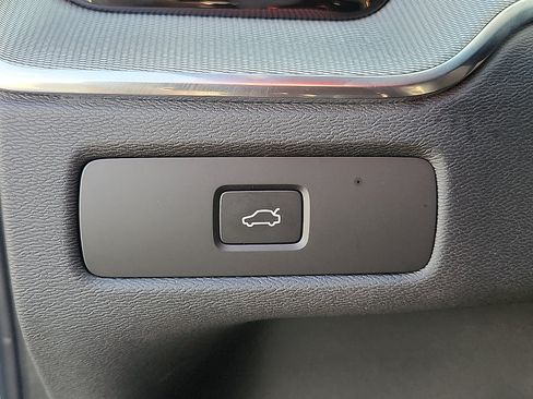 Used 2026 Volvo XC60 B5 Ultra w/ Protection Package Premier AWD/4WD image 22