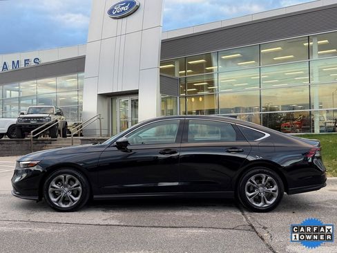 Used 2024 Honda Accord EX image 2