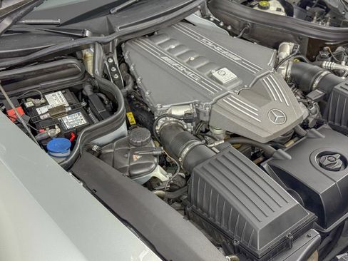 Used 2011 Mercedes-Benz SLS AMG Coupe image 28