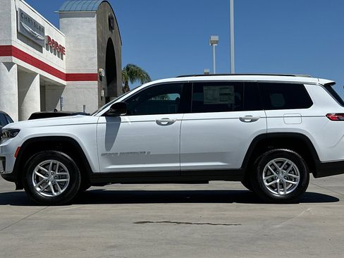 New 2025 Jeep Grand Cherokee L Laredo w/ Luxury Tech Group I image 3