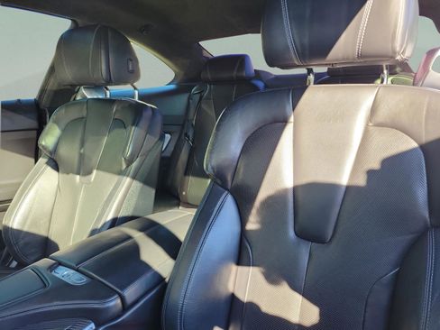 Used 2015 BMW M6 Coupe image 14