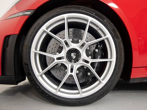 Certified 2026 Porsche 911 GT3 RWD image 15