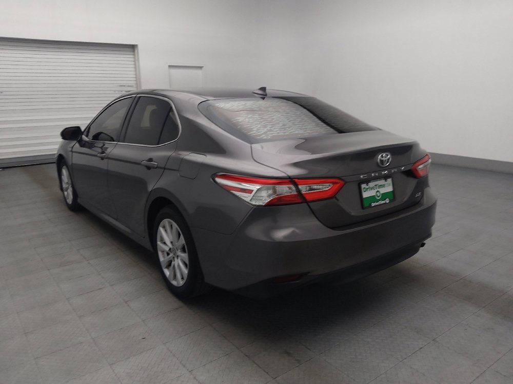 Used 2020 Toyota Camry LE FWD image 5