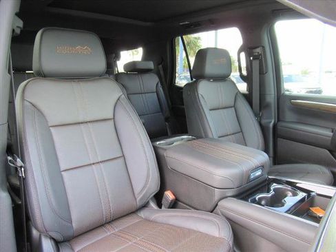 New 2026 Chevrolet Tahoe High Country image 9