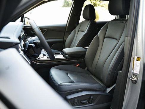 Certified 2025 Audi Q7 2.0T Premium Plus w/ Premium Plus Package image 23