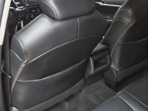 Used 2021 Toyota Camry SE FWD image 23