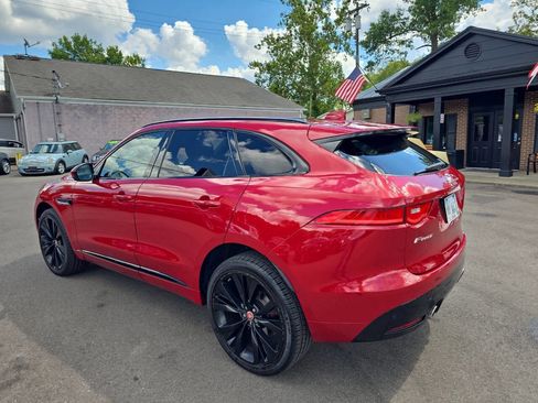 Used 2018 Jaguar F-PACE S image 4