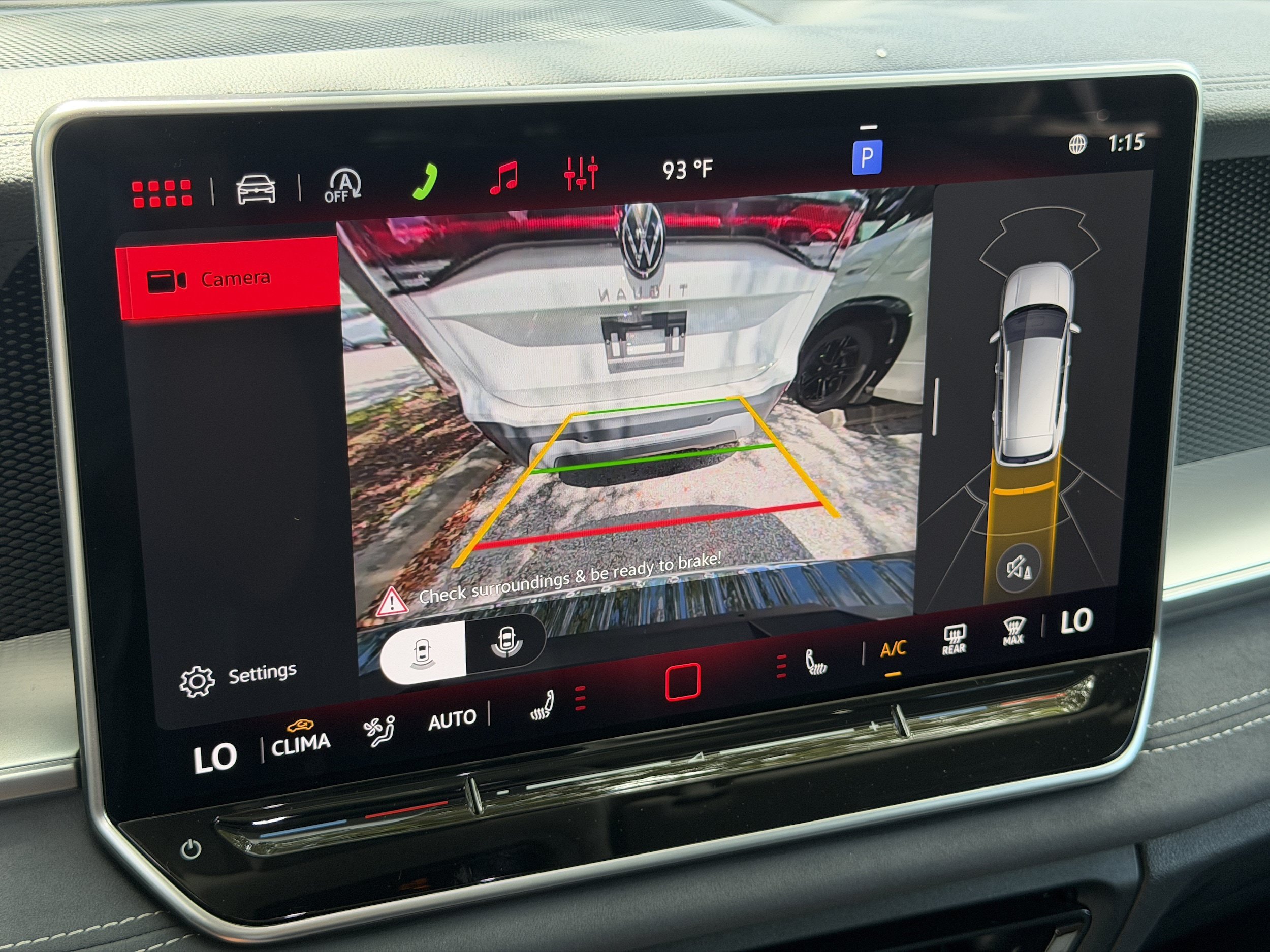 New 2026 Volkswagen Tiguan SE FWD image 27