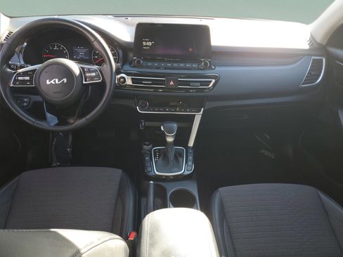 Certified 2023 Kia Seltos S w/ Navigation Package image 25