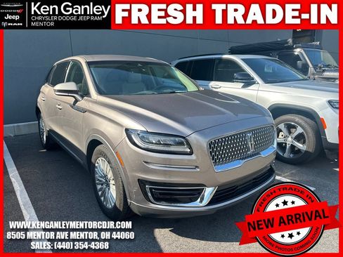Used 2019 Lincoln Nautilus Premier AWD/4WD image 1