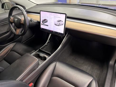 Used 2018 Tesla Model 3 Mid Range image 23