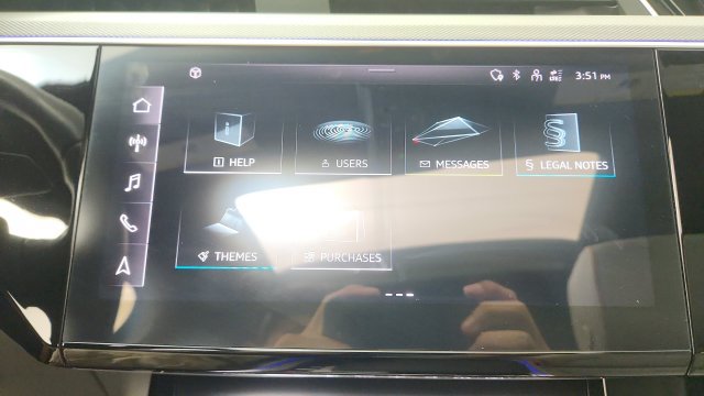 Used 2024 Audi Q8 e-tron Prestige AWD/4WD image 67