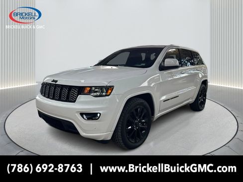 Used 2021 Jeep Grand Cherokee Laredo X image 1