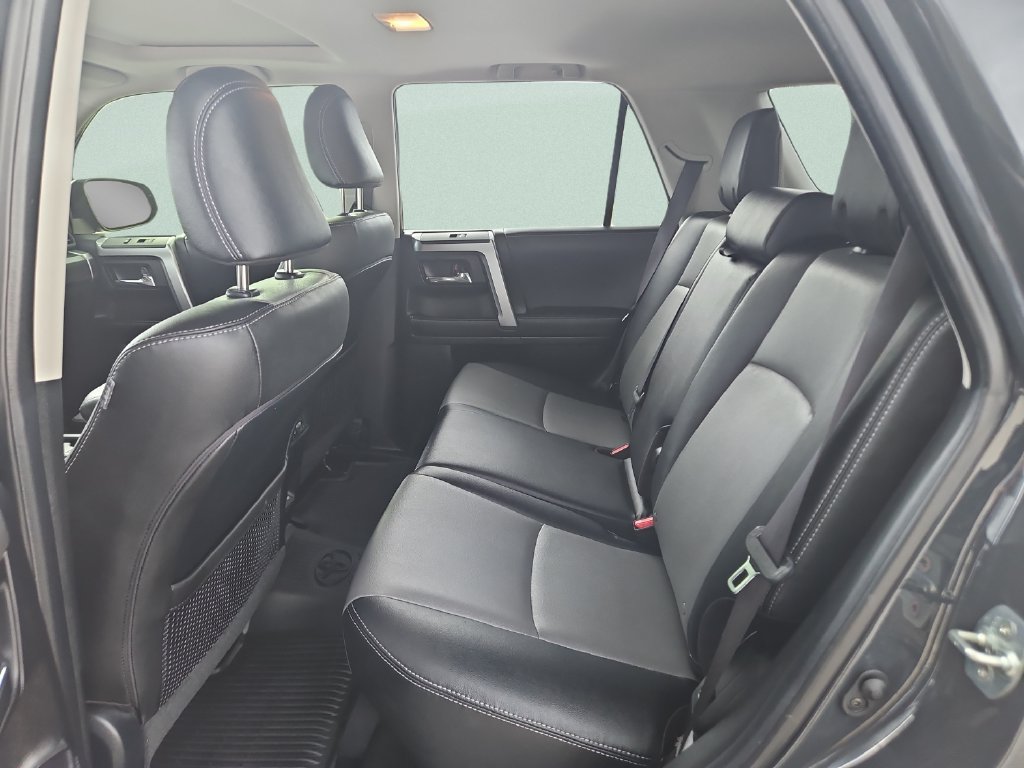 Certified 2024 Toyota 4Runner SR5 Premium w/ Moonroof Package AWD/4WD image 10