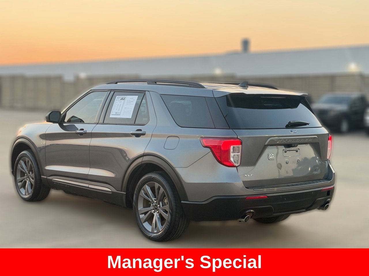 Used 2021 Ford Explorer XLT w/ Equipment Group 202A RWD image 7