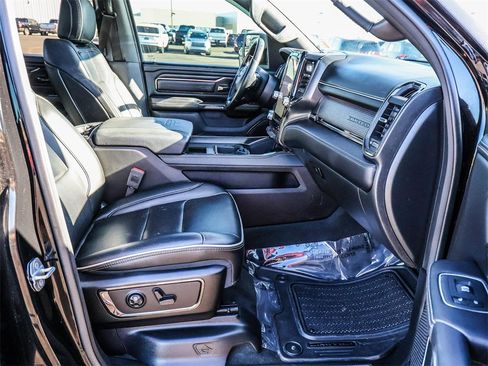 Used 2022 RAM 1500 Limited w/ Body Color Bumper Group image 15