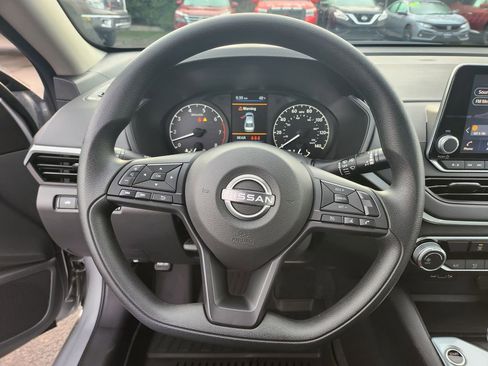 New 2025 Nissan Altima 2.5 S image 22