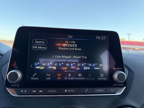 Used 2025 Nissan Sentra SV image 21