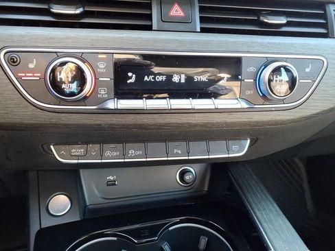 Used 2023 Audi A4 2.0T Premium w/ Convenience Package image 16