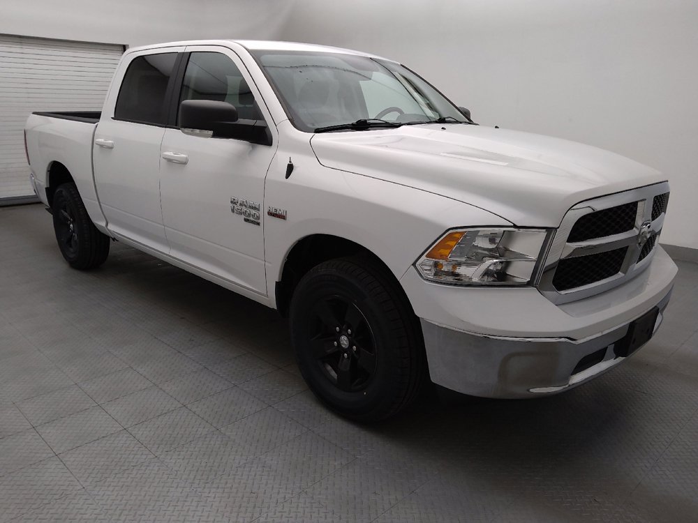 Used 2019 RAM 1500 Classic SLT w/ Luxury Group AWD/4WD image 11