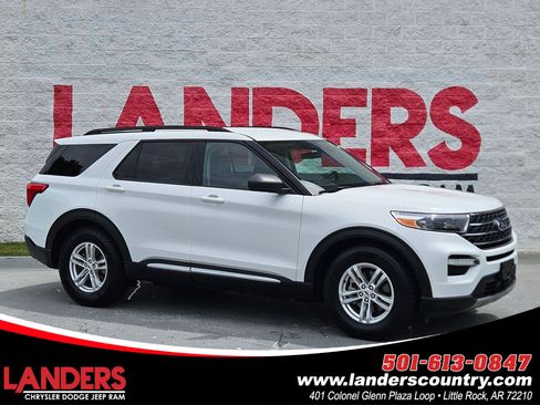 Used 2023 Ford Explorer XLT w/ Equipment Group 202A RWD image 1