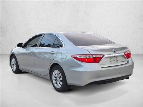 Used 2017 Toyota Camry LE FWD image 7