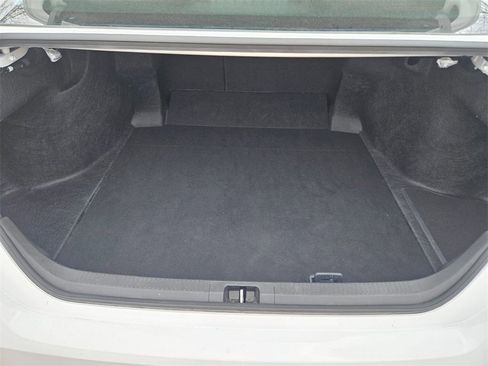 Used 2025 Toyota Camry SE image 24