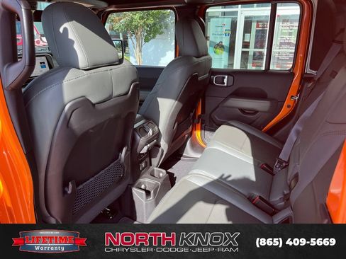 New 2026 Jeep Gladiator Mojave AWD/4WD image 15