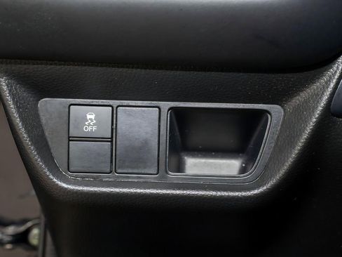 Certified 2024 Honda HR-V LX image 30